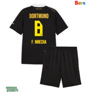 Borussia Dortmund Felix Nmecha #8 Replika Babytøj Udebanesæt Børn 2026-27 Kortærmet (+ Korte bukser)